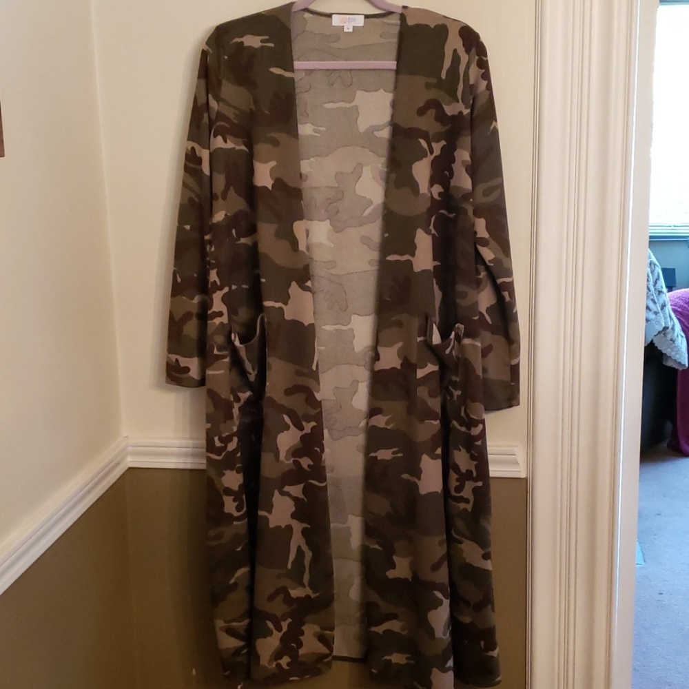 Lularoe Sarah cardigan,  Green Camo